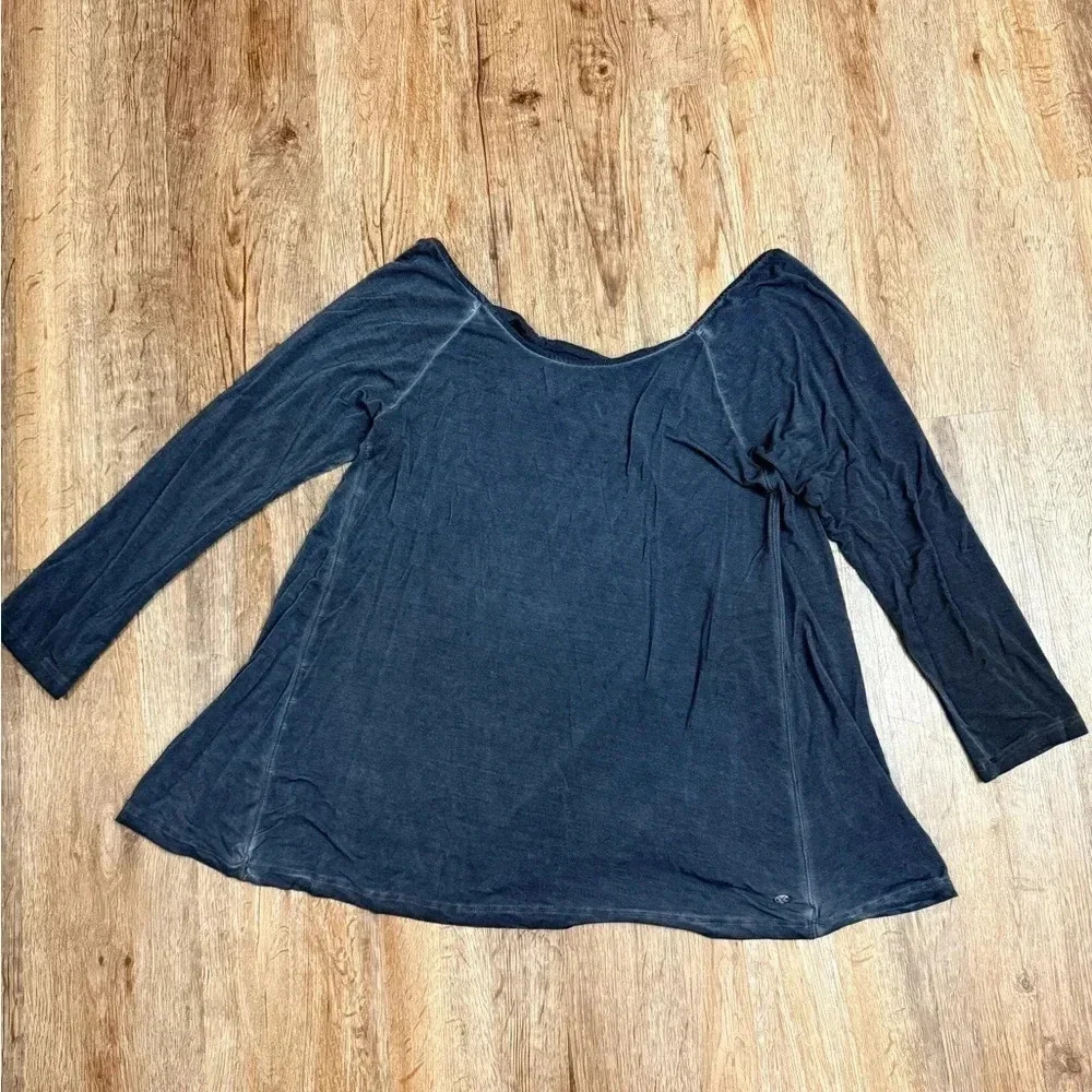 American Eagle • Soft & Sexy 3/4 Sleeve Top